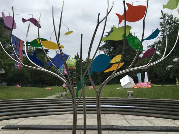 ����װ��չ��Ҳ�ǲ�ɫ��