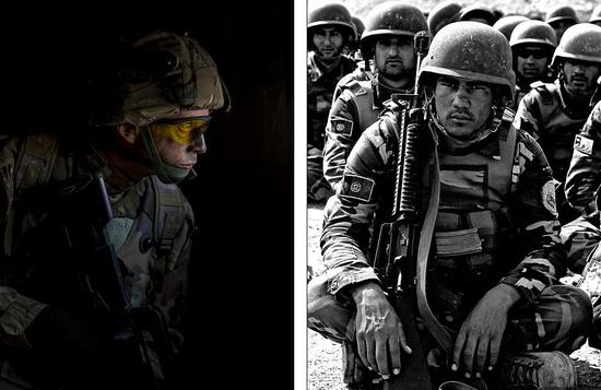 ��ͼ�Ǳ˵�˹�����Ӣ���ʼұ�����ʿ���ޡ�Ф��Paul Shaw������Ƭ����ͼ���ǰ���³����˹��Andrew Whitehead-Hughes����У�������Ƭ������ҳ��ͼ�� 