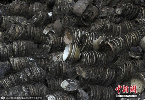 ��������ͼ��2015��02��03�գ��㶫ʡ�����У����Ϻ�1�š������ھ��ֳ���¶�����Ĵ�����Ƭ�� ͼƬ��Դ��CFP�Ӿ��й�