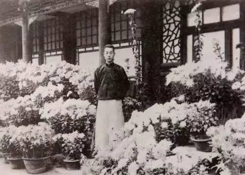 ����ƽ����صĹ������黭���׹���  �䶯һʱ 