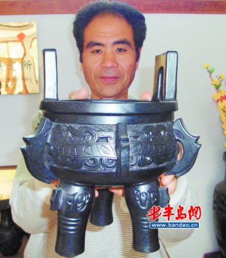 ����־���������չʾ�ڶ���Ʒ