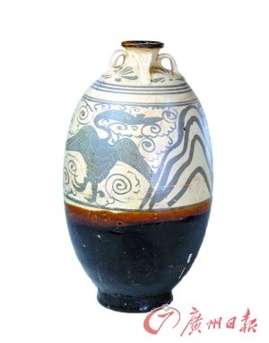 Ԫ����Ҥ�׵غڻ�˫������ϵƿ