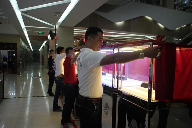 缅甸矿主带珍品登陆“盛夏”京城