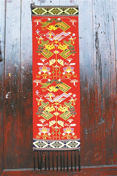 �̳��Ŵ壬��ɽ��ˮ���·�������Դ����������ʦ�ļҾ�������