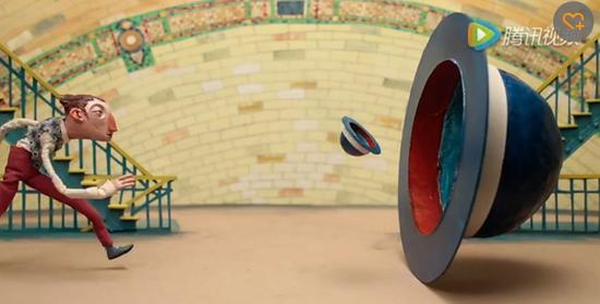 ����ۿ�Chris Sickels������ӹ����ң���Fulton����վ����Ʒ�����紵�ߵ���ñ����The Blowing Bowler����������2016�ꡣ��Ƶ����л�����Ҽ�MTA