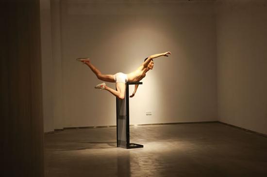 ������-������֫���λ���"ʵ��糡����