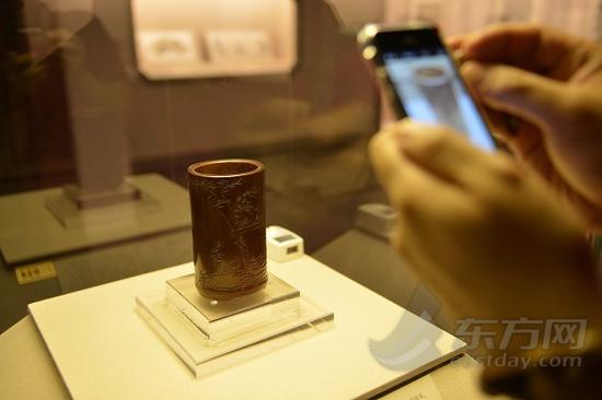 ͼΪ�����������������������չ�����������Ϻ�����ݿ�Ļ��ȫ��չƷ��44�����ף������������Ʒ32�����ף���