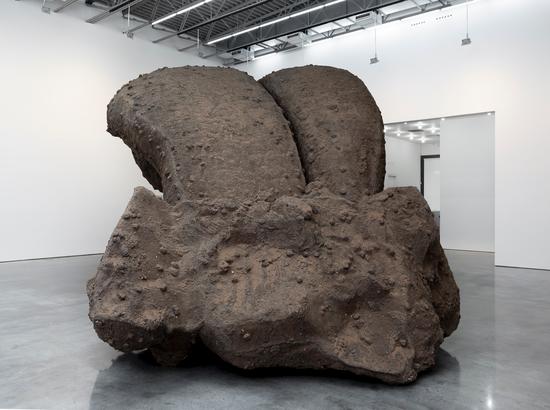 ����ʩ ���ն���չ��She Wolf������˹�ٻ����ֳ�