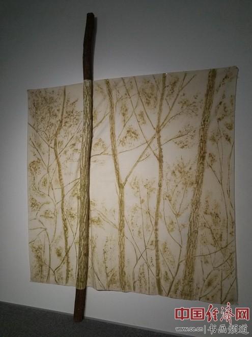 点击图片翻到下一页>> 吉赛普·佩诺内(Giuseppe Penone)《林之绿》