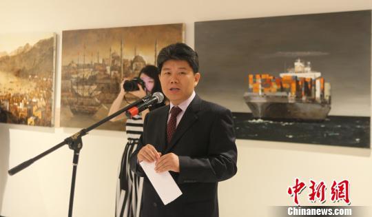 ����ʱ��21������������˿��֮·������Э�ͻ�չ�����Ϲ��ܲ���Ļ����չ�������������ҹŸۡ�����1745�����ĺ��У���±��š�����21���ͺ���˿��֮·���ȶ�������ͻ�����Ƭ��ͼΪ�й�פŦԼ������Ļ������������´ǡ������� ��